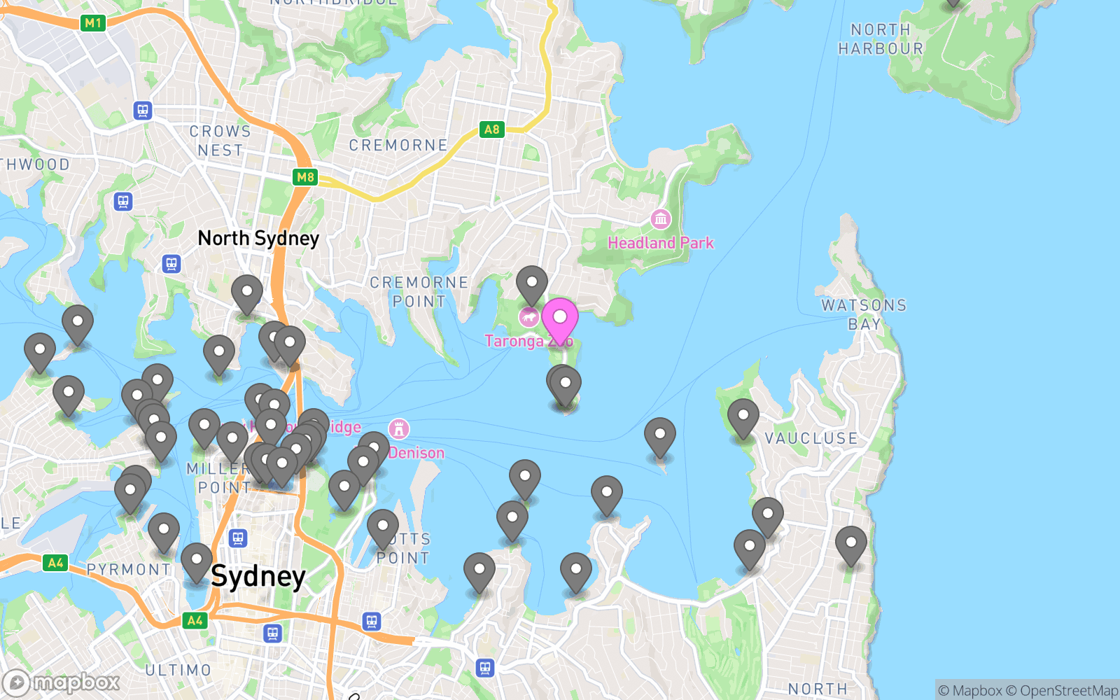 Map showing Bradleys Head: Athol Lawn and nearby vantage points